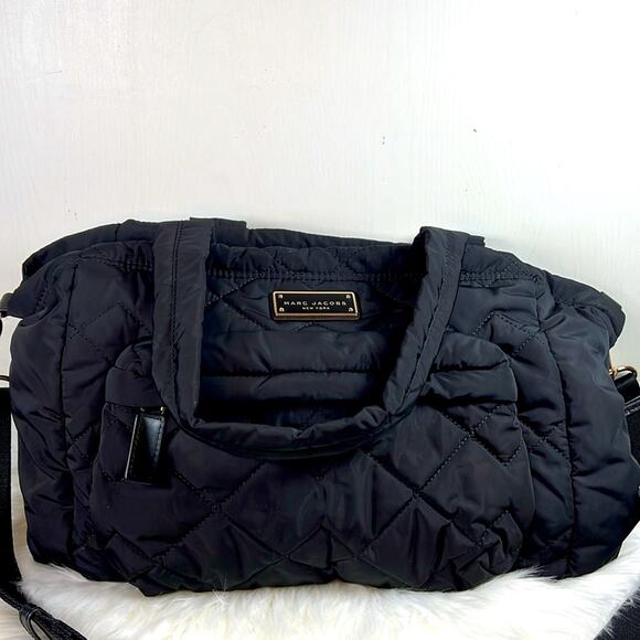 Marc Jacob’s Black Crossbody Nylon Quilted Diaper Travel Tote Bag - Picture 2 of 13